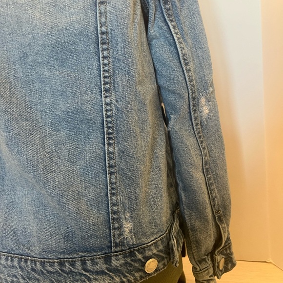 BLANKNYC Women's Collar Long Sleeves Distress Medium Wash Jean Jacket Size XS - Picture 7 of 13